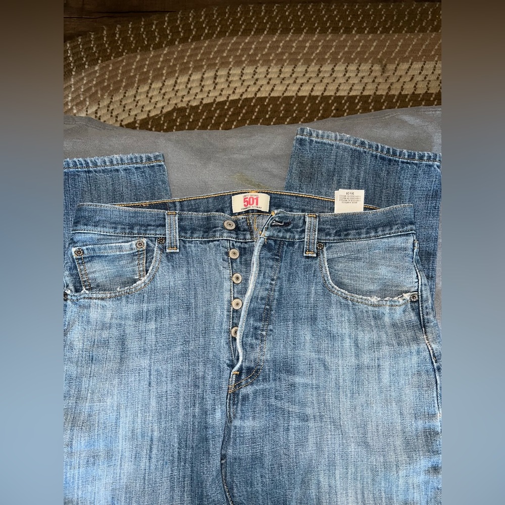 button up 501 Levi’s